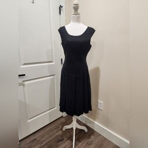 Banana Republic Women's Navy Sleeveless Dress Size 6 Classic